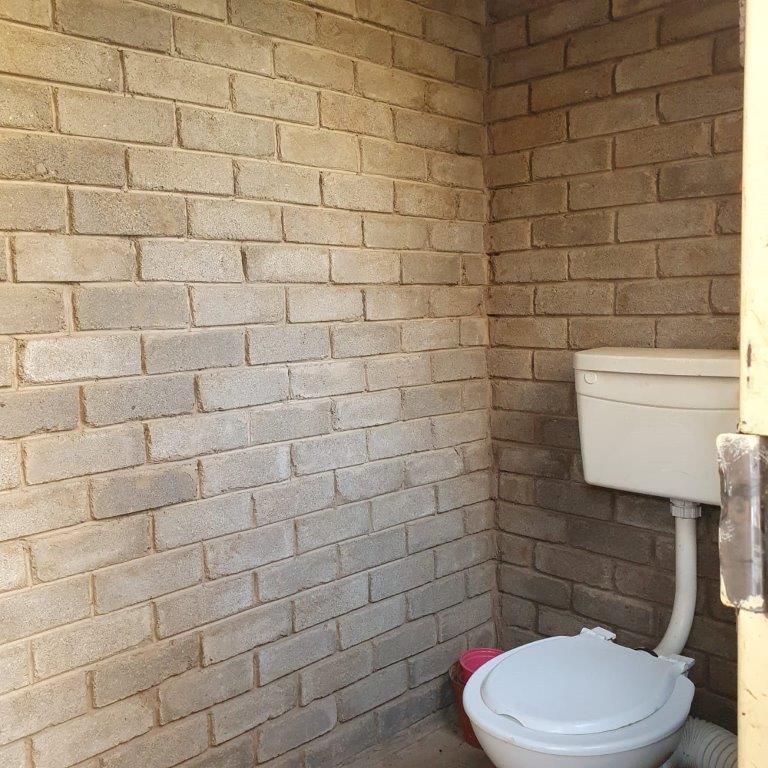 4 Bedroom Property for Sale in Ladybrand Free State